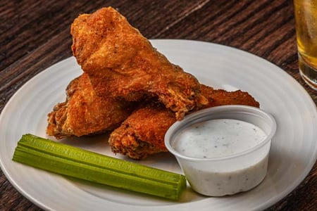 Pints-and-Plates-20240707_Chicken-Wings-web-image_600x400