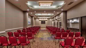 Executive-Level_Sierra-1-and-2-Meeting-Rooms_looking-West_hero1-scaled[1]